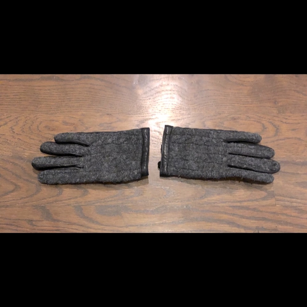 Ralph Lauren grey wool & leather gloves